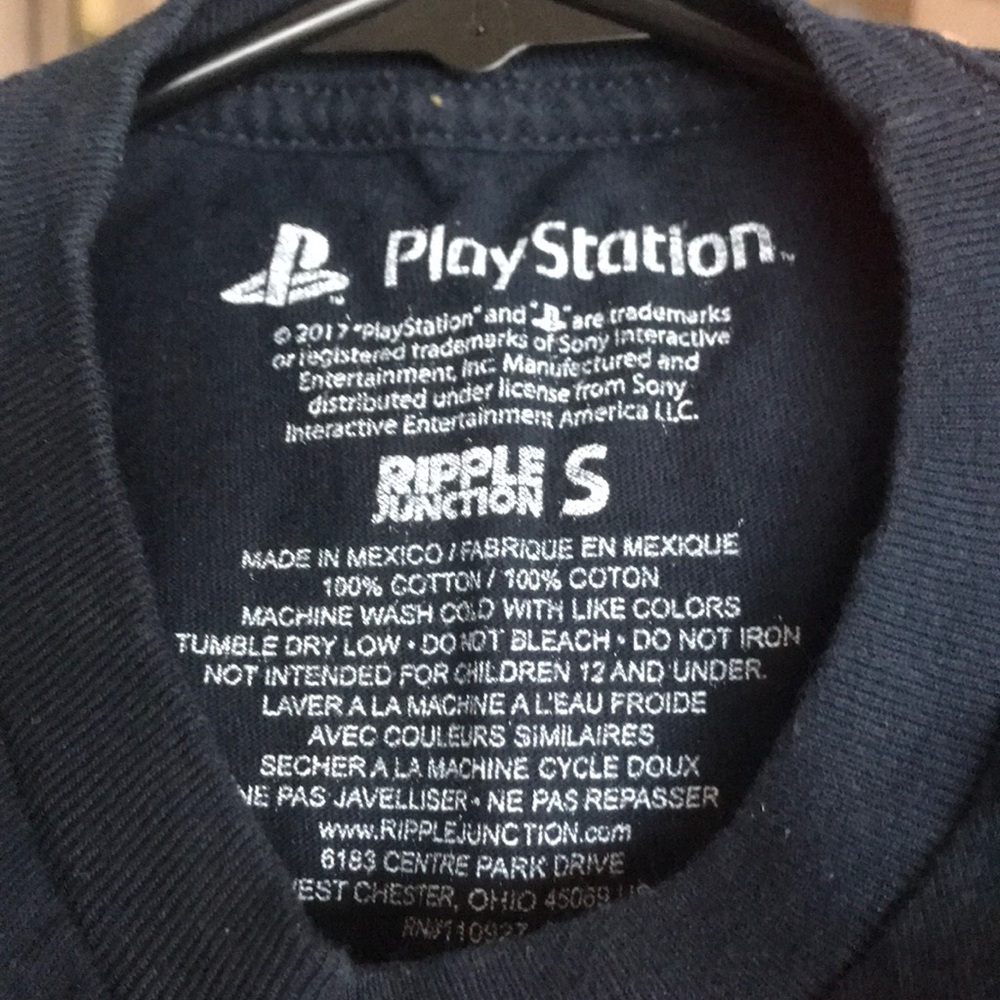 PlayStation T-shirt - Picture 3 of 3